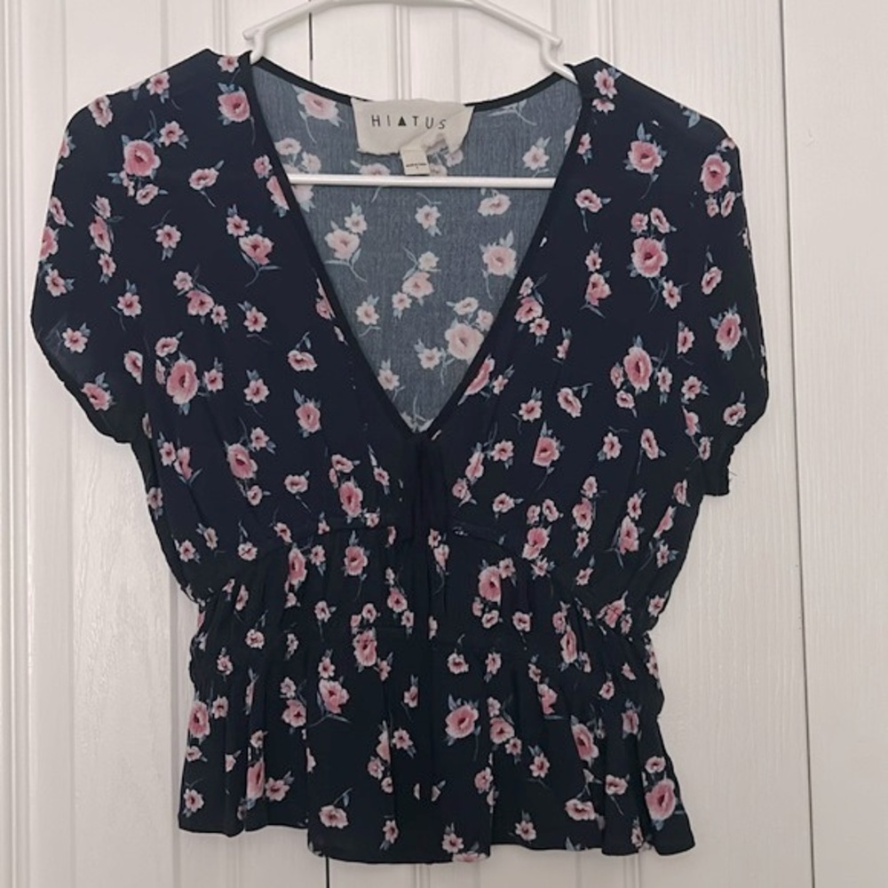 Floral short sleeve shirt